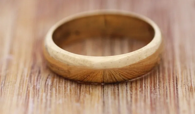 Classic Soft dome Gold ring