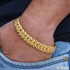 Latest Design Gold Plated Pokal Bracelet for Men - Style D614