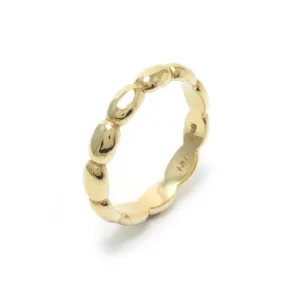 Medium Pebble Stacking Ring in 18K Gold