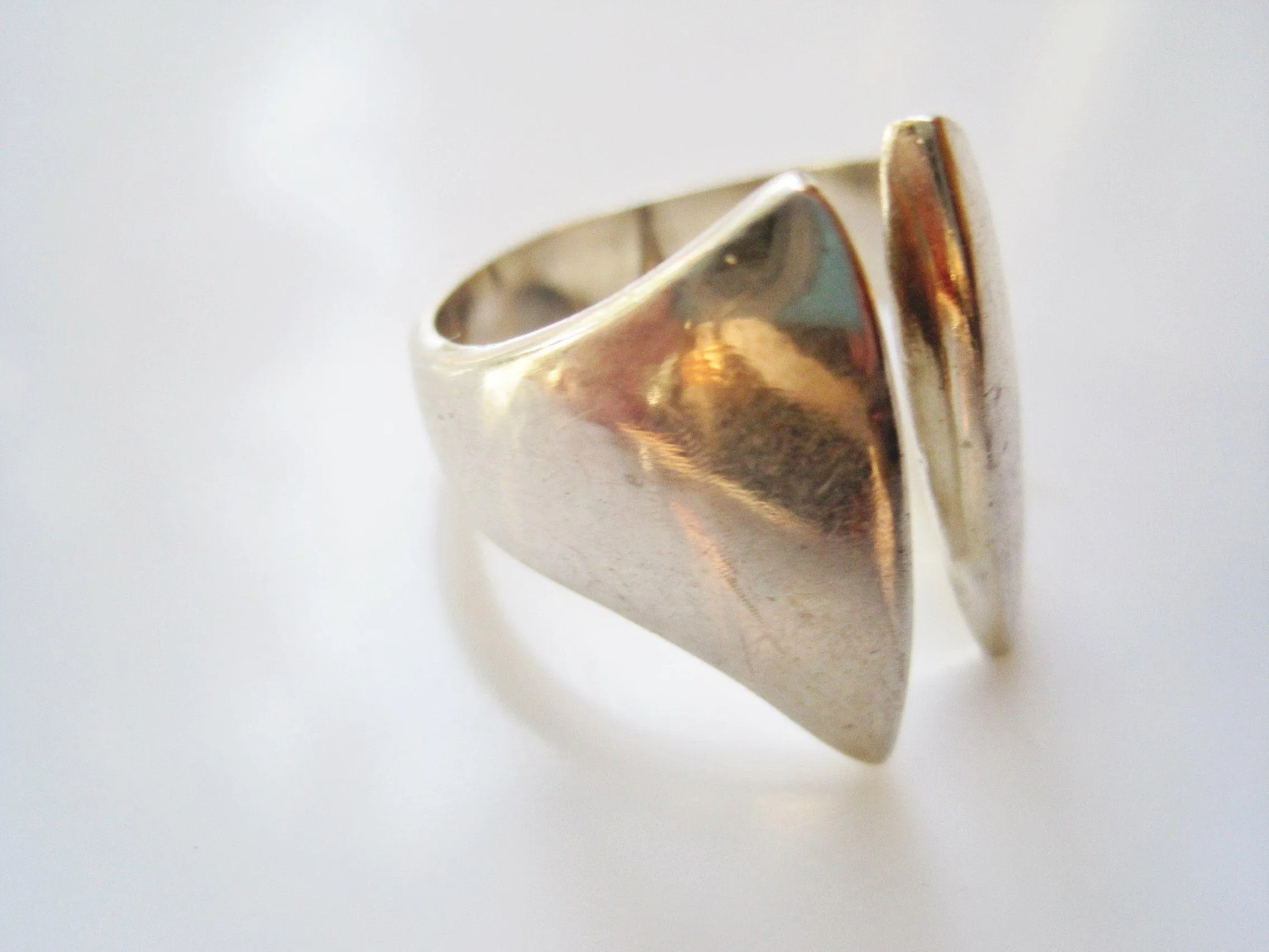 Modernist Mexican Silver Ring with Open Face Size 8