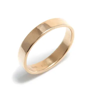 Peened Wedding Ring in 18K Yellow Gold