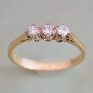 Vintage English Diamond Trilogy 18k Gold Ring