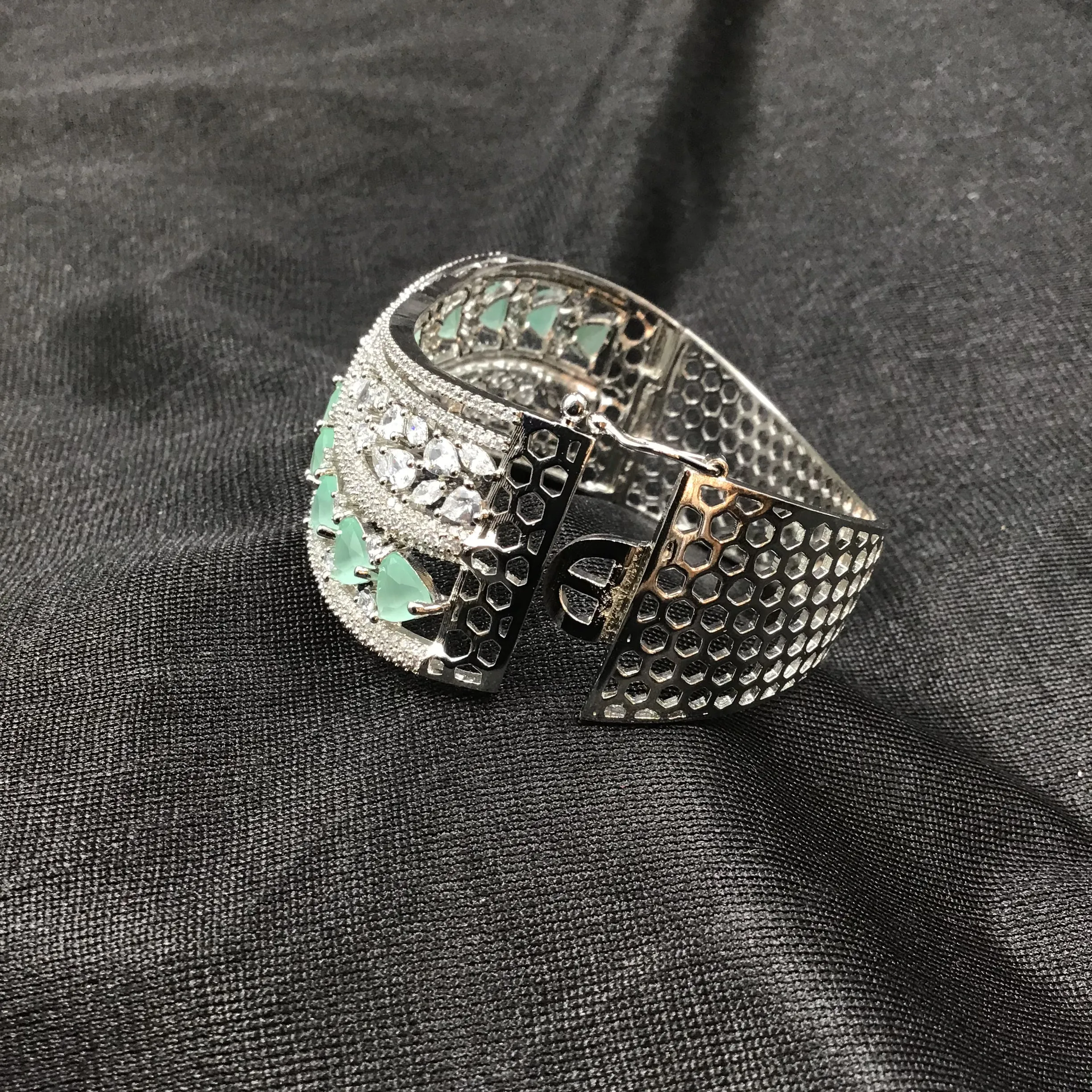 Zircon/AD Bracelet 3307-08