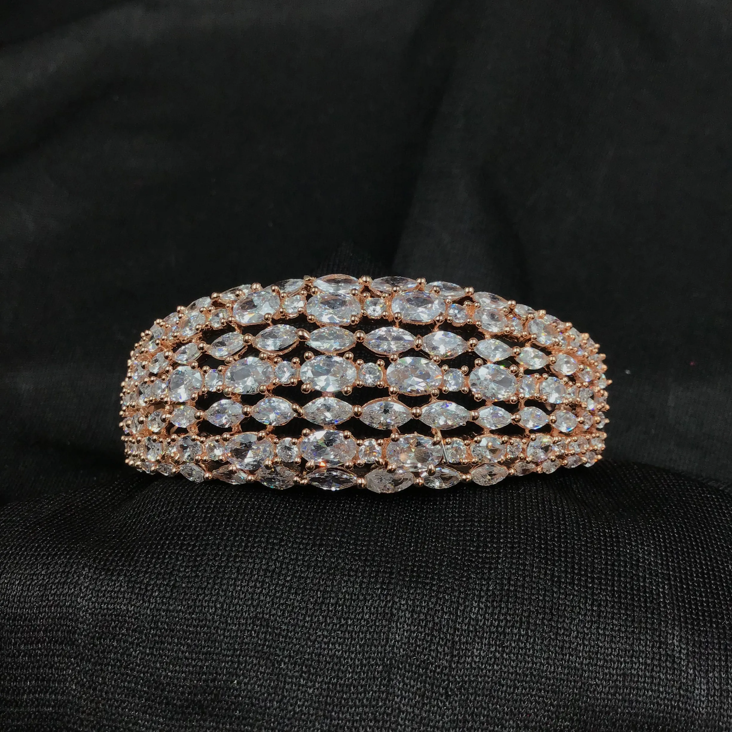 Zircon/AD Bracelet 3308-08