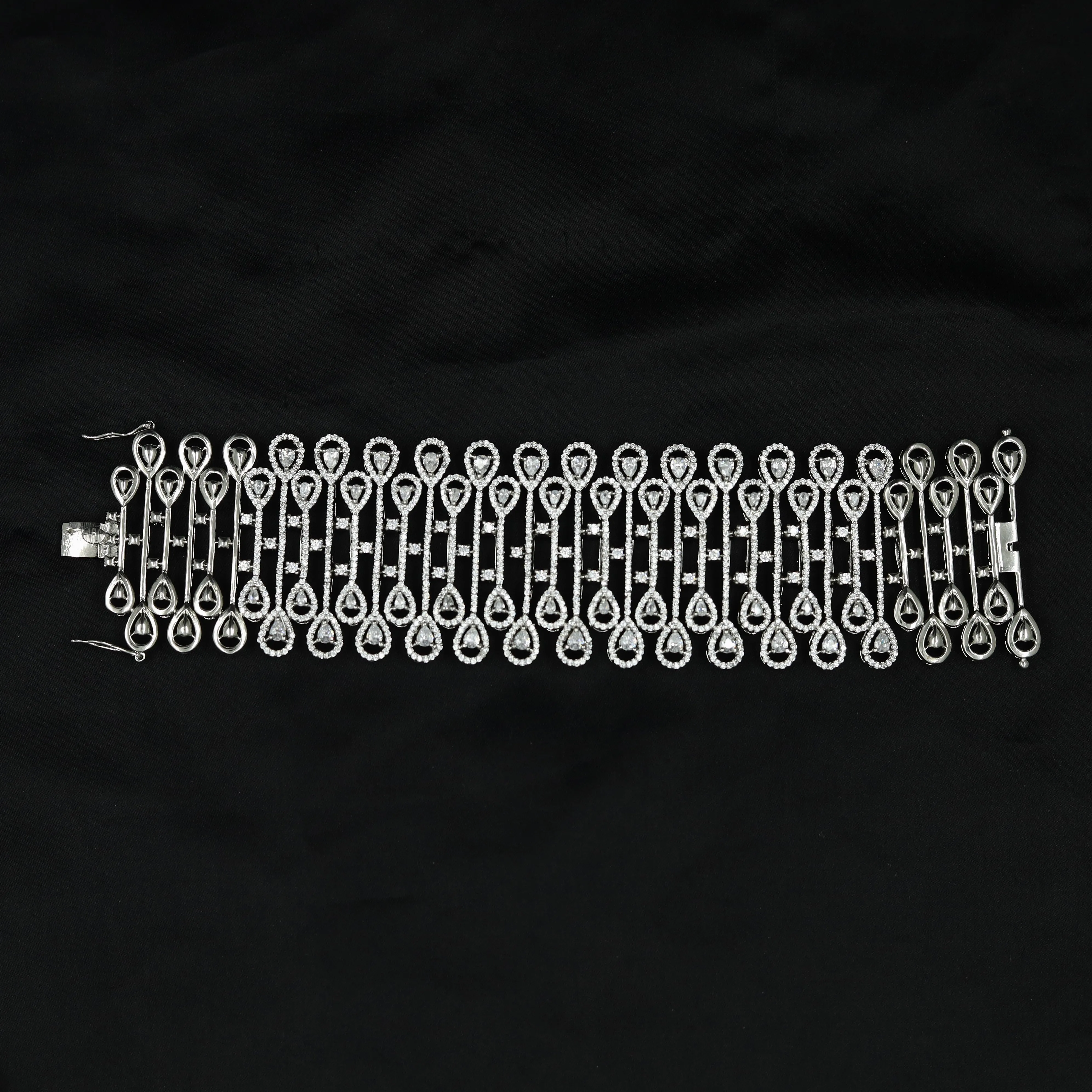 Zircon/AD Bracelet 3312-08